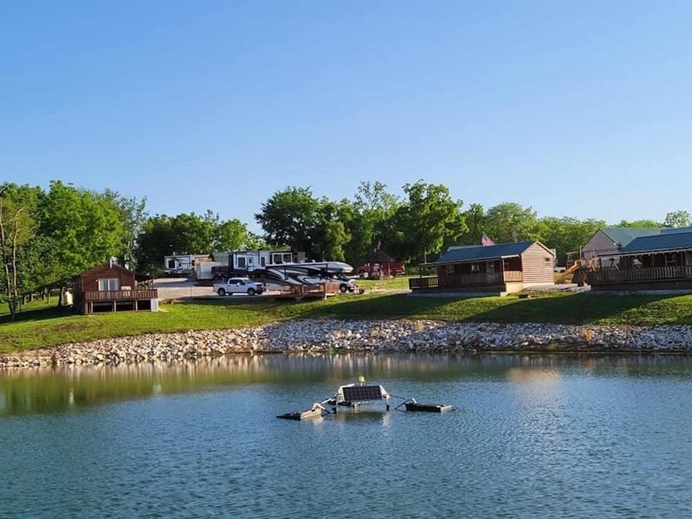 Country Cabins Hotel Chariton Exterior foto