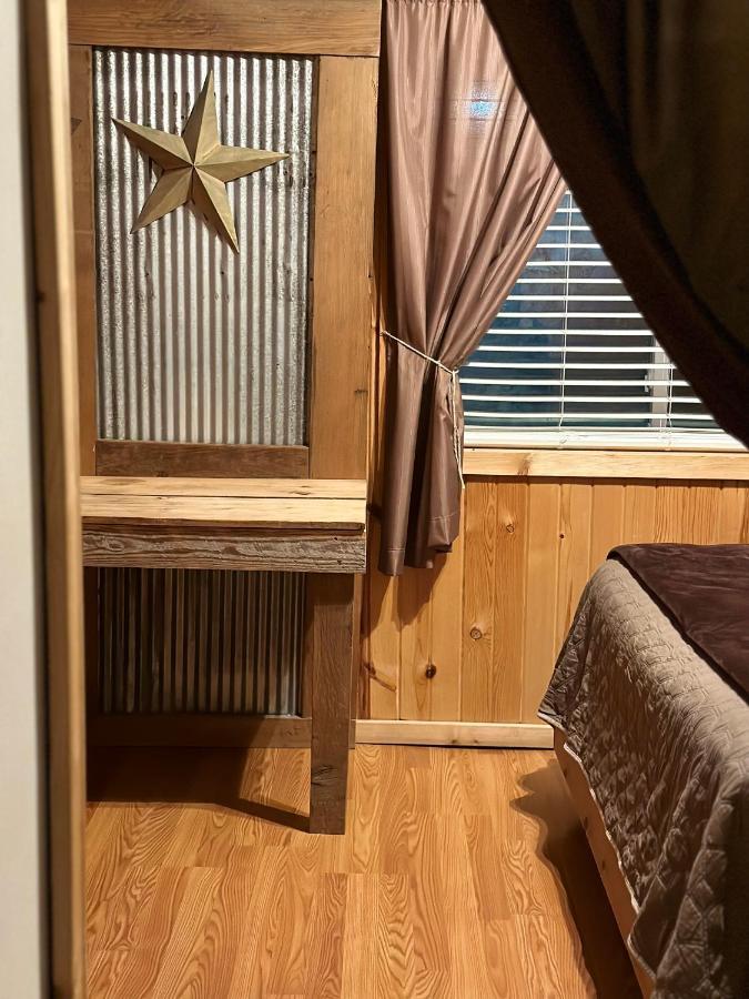 Country Cabins Hotel Chariton Exterior foto