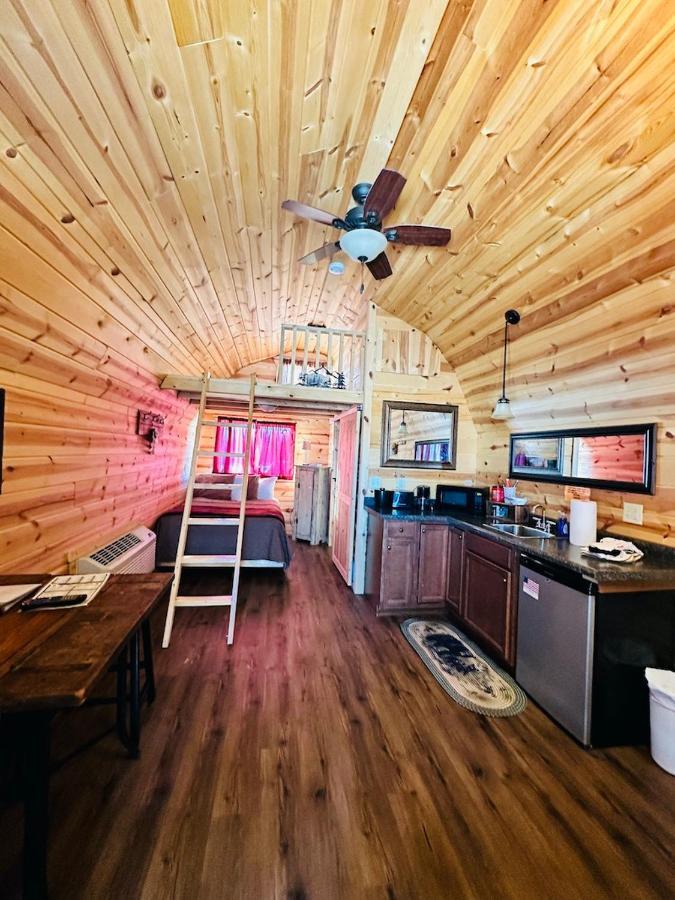 Country Cabins Hotel Chariton Exterior foto