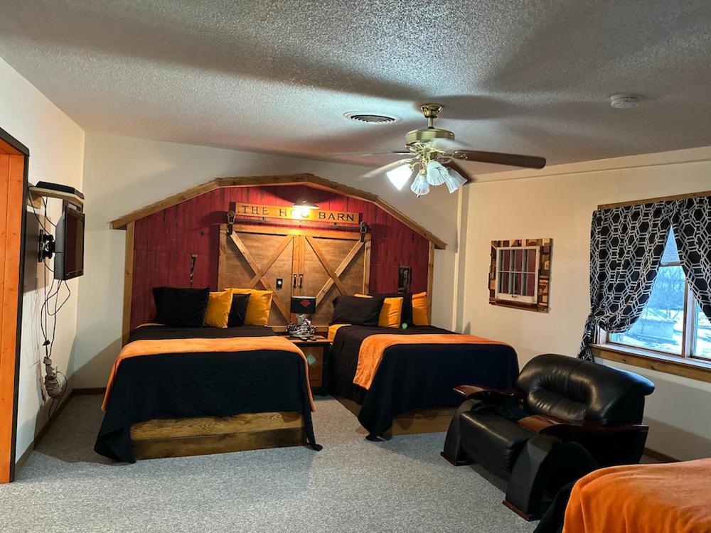 Country Cabins Hotel Chariton Exterior foto