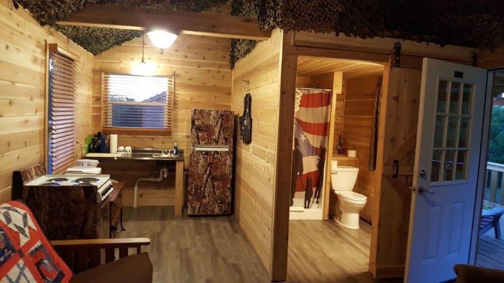 Country Cabins Hotel Chariton Exterior foto